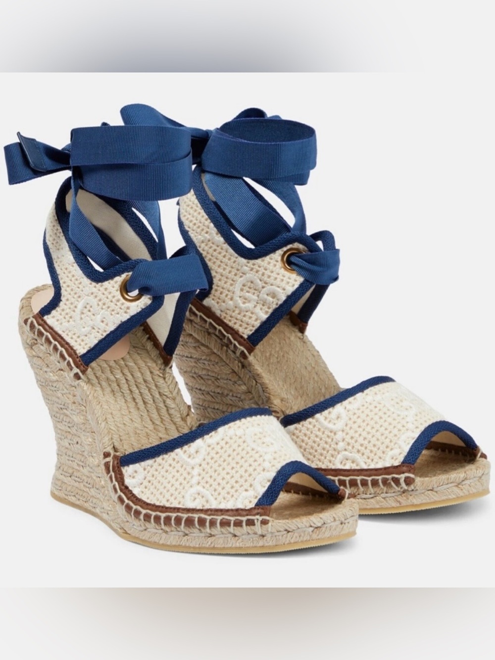 GUCCI GG logo canvas crocheted espadrilles wedges sandals blue cream jute 38 new